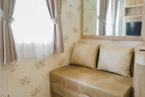 2 ห้องนอน 1 ห้องน้ำส่วนตัว ขนาด 28 ตร.ม. 2 ห้องนอน 1 ห้องน้ำส่วนตัว ขนาด 28 ตร.ม.