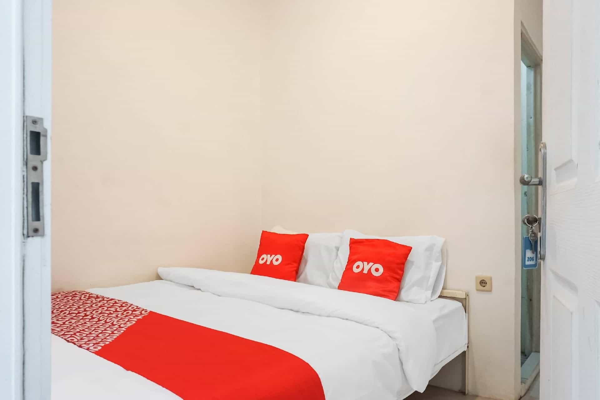 ซูเปอร์ โอโย 91074 สตาเรียซ เซอเน็น ชาเรียะฮ์ ซูเปอร์ โอโย 91074 สตาเรียซ เซอเน็น ชาเรียะฮ์