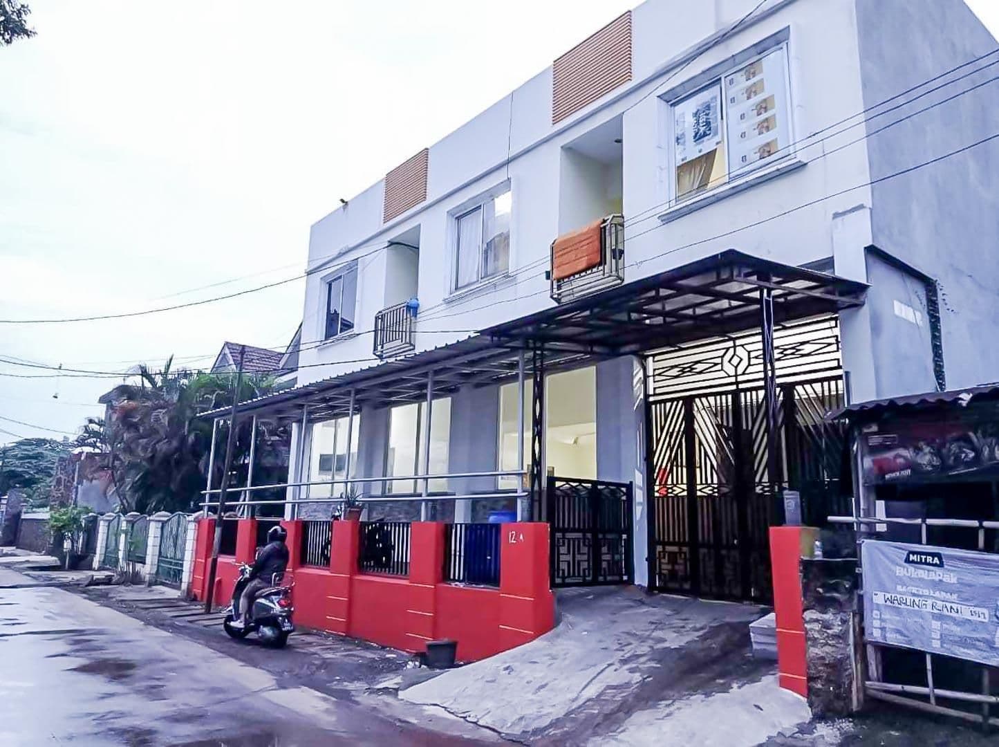 แอกเนส เรสซิเดนซ์ ใกล้บล็อค เอ็ม มิตรา เรดดอร์ซ แอกเนส เรสซิเดนซ์ ใกล้บล็อค เอ็ม มิตรา เรดดอร์ซ