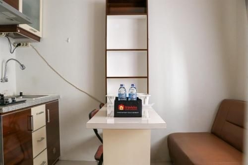 2 ห้องนอน ดีไซน์สวยที่ เมืองปรามุคา กรีน โดย ทราเวลลิโอ (Well Design 2BR at Green Pramuka City By Travelio)1