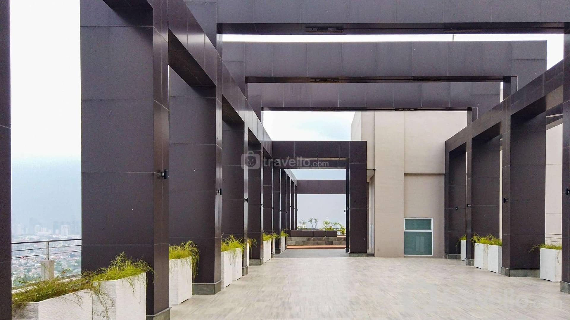Spacious 2BR Loft Apt Maqna Residence By Travelio Spacious 2BR Loft Apt Maqna Residence By Travelio