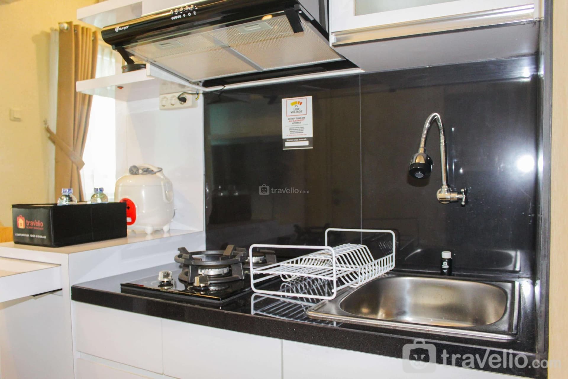 Homey 2BR Apt @Green Pramuka near Mall By Travelio Homey 2BR Apt @Green Pramuka near Mall By Travelio