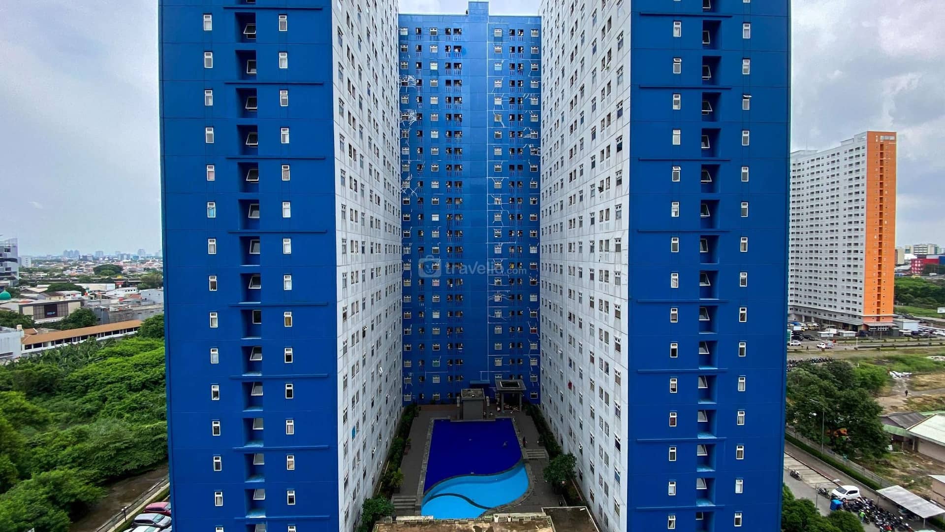 Spacious 3BR at Green Pramuka City By Travelio Spacious 3BR at Green Pramuka City By Travelio