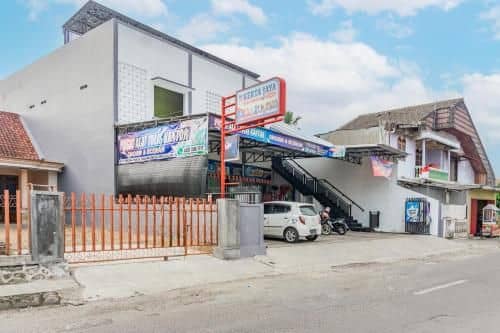 OYO 94086 Penginapan Kertajaya Syariah OYO 94086 Penginapan Kertajaya Syariah