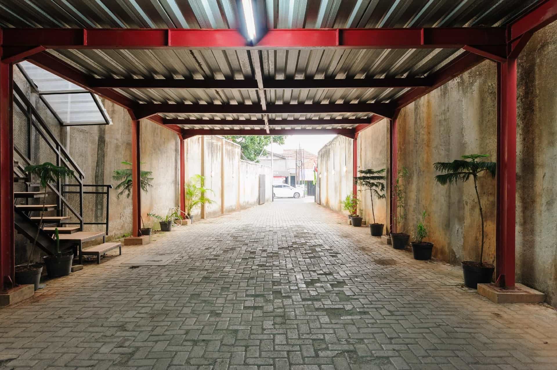 Urbanview Caverna Gandaria by RedDoorz Urbanview Caverna Gandaria by RedDoorz