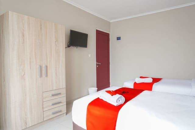 Twin Room (RedDoorz)