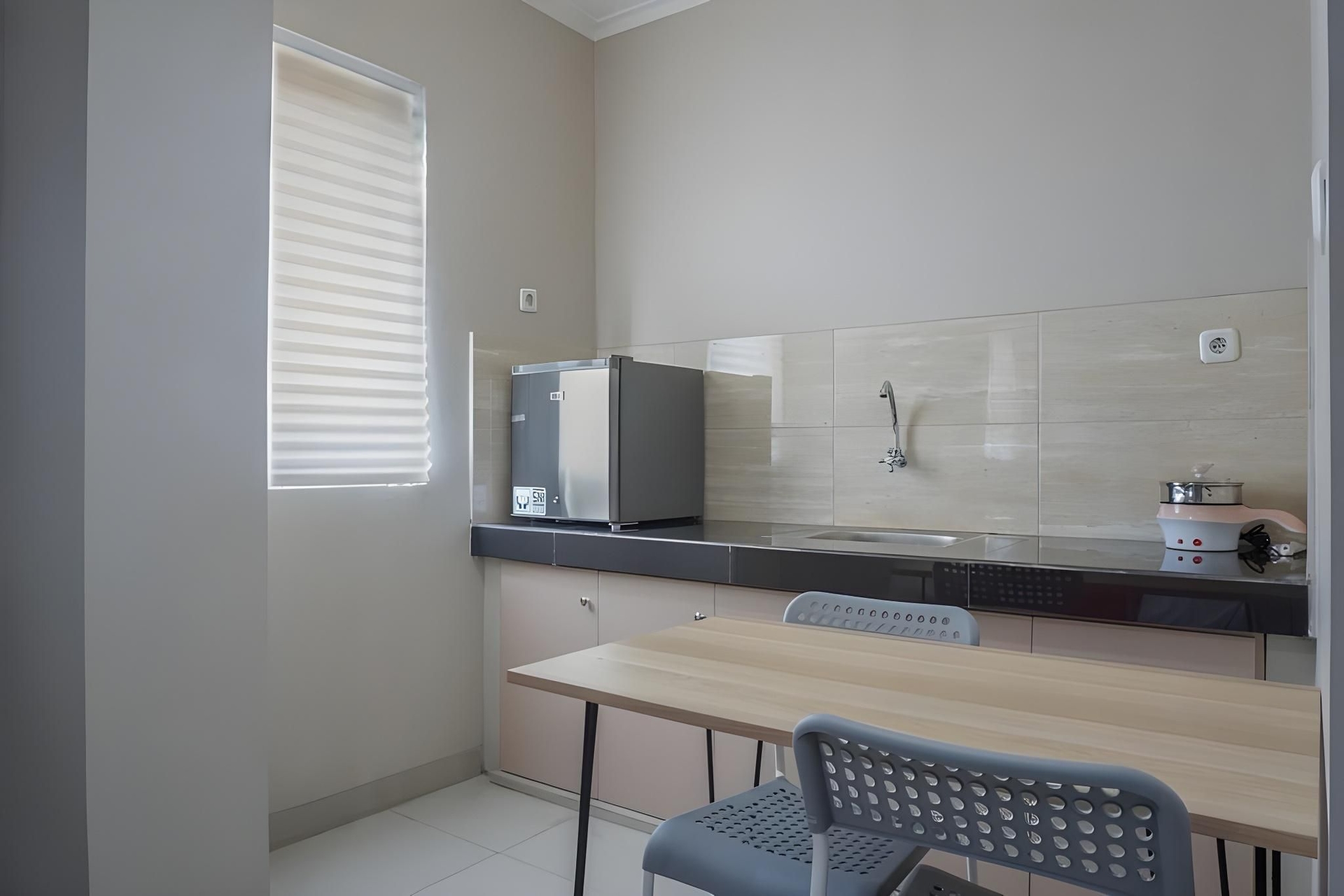 เรสซิเดนซ์ บาย เรดดอร์ซ เนียร์ MT ฮาร์โยโน (เข้าพักอย่างน้อย 6 คืน) (Residences by RedDoorz near MT Haryono (Minimum Stay 6 Nights))3