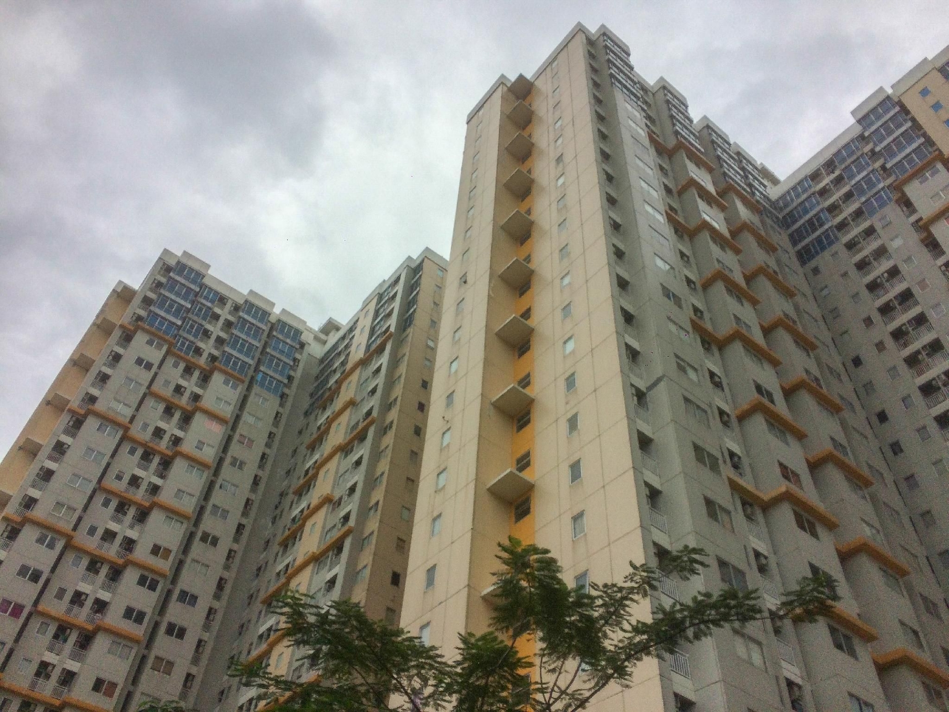 Minimalist Studio at Pakubuwono Terrace ByTravelio3