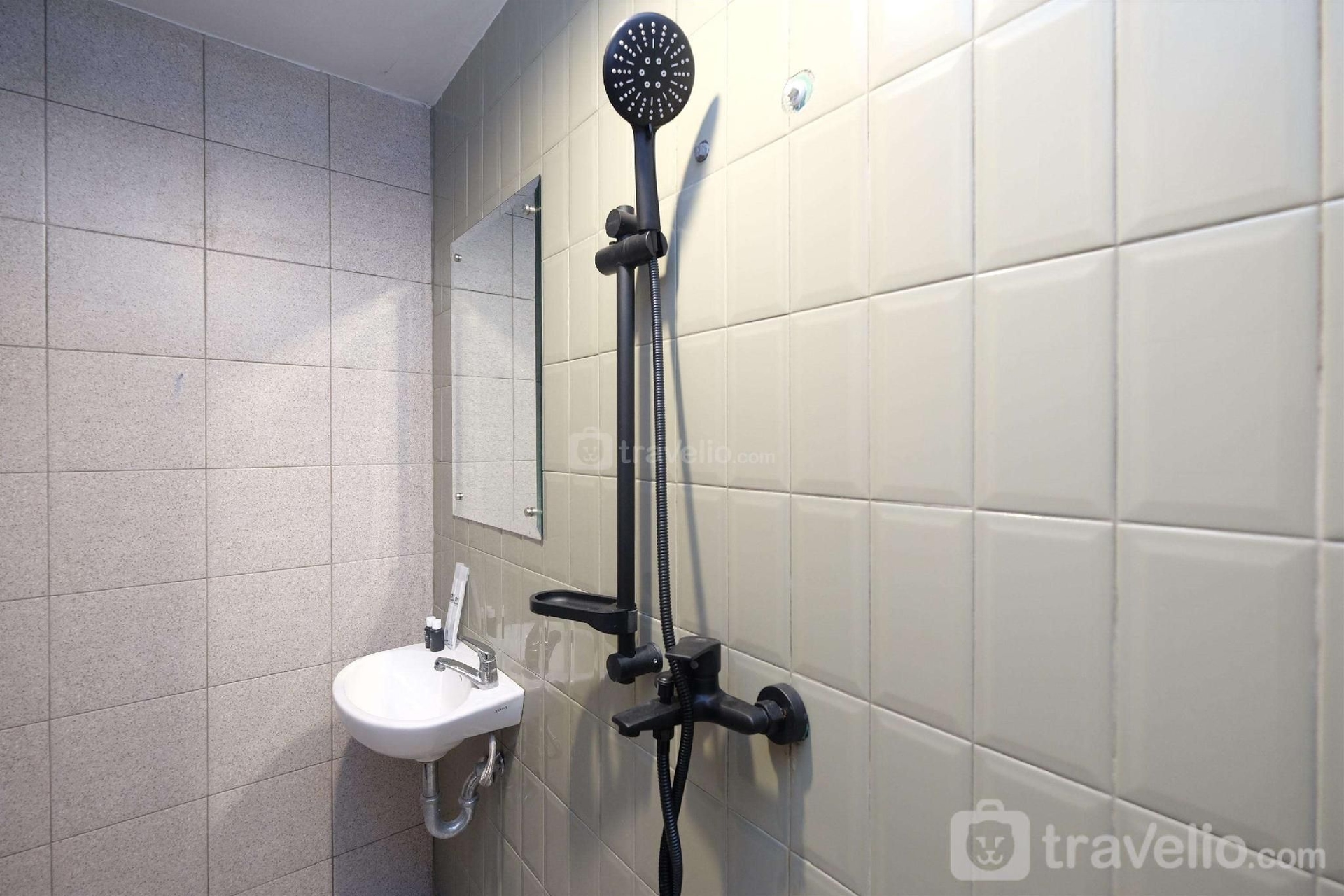 คอมฟอร์ต สเตย์ ทูเบดรูม ปากูบูโวนอ เทอเรซ บาย ทราเวลลิโอ (Comfort Stay 2BR Pakubuwono Terrace By Travelio)4