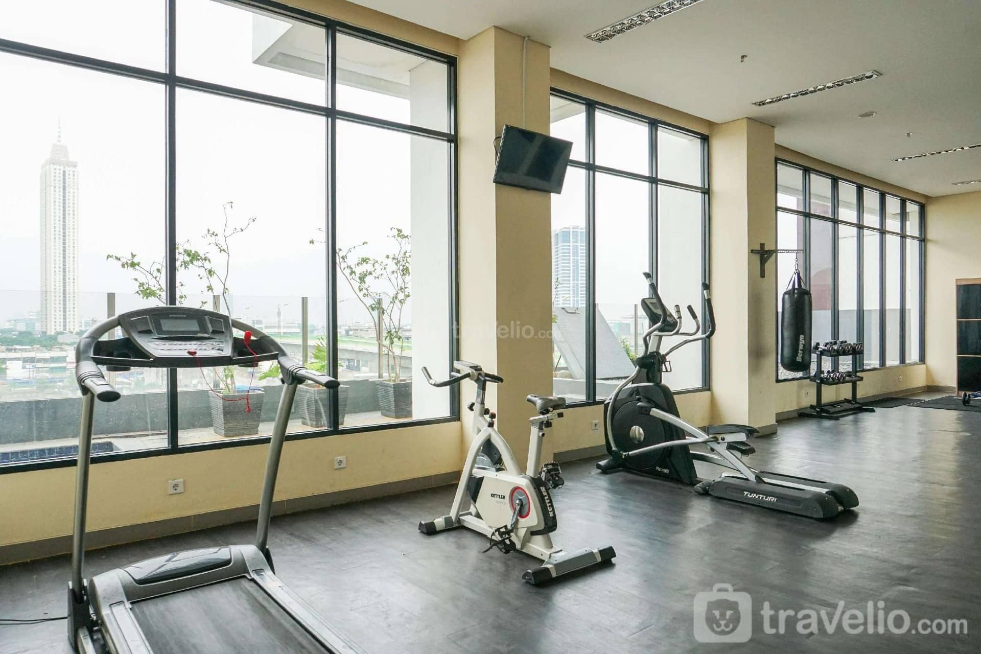 Minimalist Studio Kebayoran Icon Apt By Travelio Minimalist Studio Kebayoran Icon Apt By Travelio