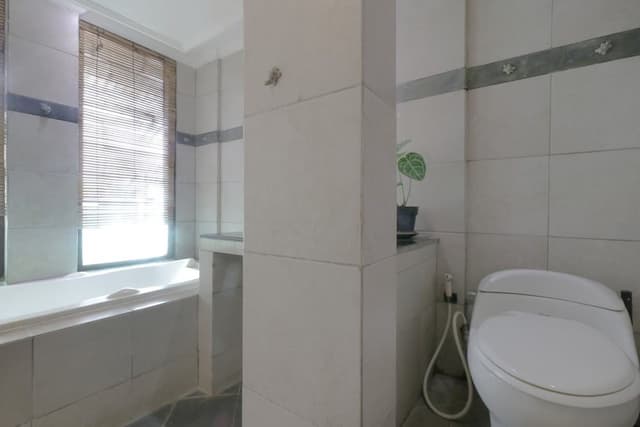Deluxe Room, Balcony