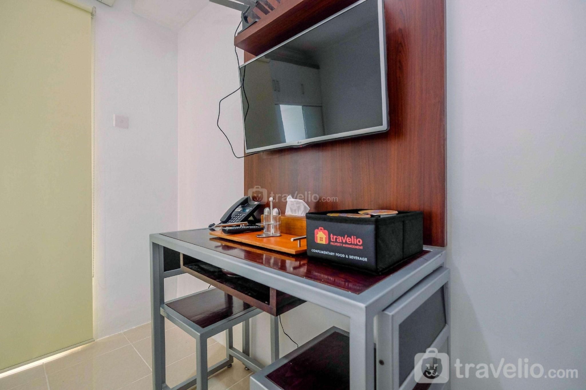 คอมฟี สตูดิโอ ปากูบูโอโน เทอร์เรซ อพาร์ตเมนต์ บาย ทราเวลลิโอ (Comfy Studio @ Pakubuwono Terrace Apt By Travelio)0