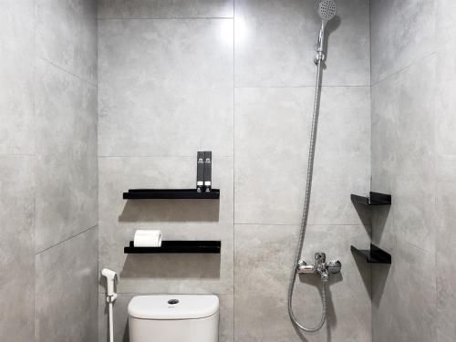 มินิมัลลิสต์ โคซี่ 2 เบดรูม แอท ลา ฮับ ซิตี้ อพาร์ตเมนต์ บาย ทราเวลลิโอ (Minimalist Cozy 2BR at La Hub City Apt By Travelio)4