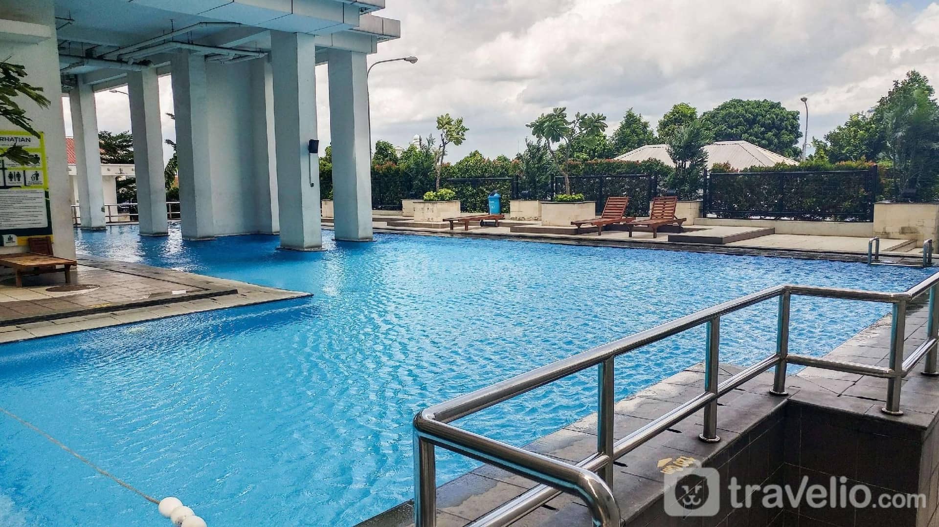 Stay @ Studio Pakubuwono Terrace Apt By Travelio Stay @ Studio Pakubuwono Terrace Apt By Travelio