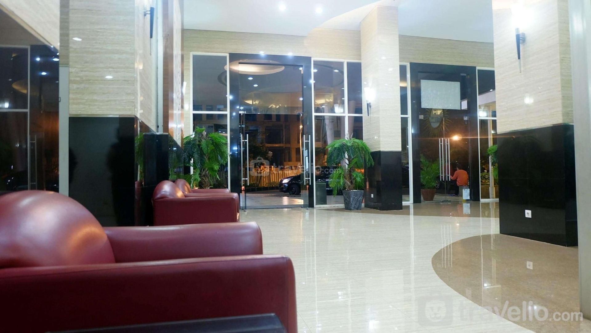 มินิมัลลิสต์ สตูดิโอ ปาคูบูโอโน เทอร์เรซ บาย ทราเวลลิโอ (Minimalist Studio Pakubuwono Terrace By Travelio)2