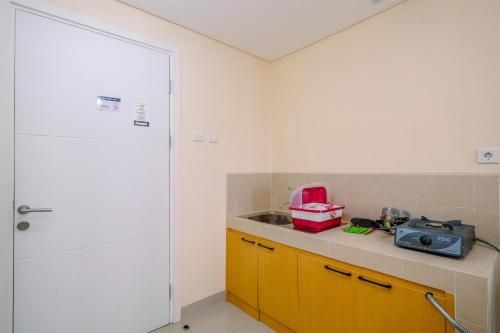 เบสท์ เรท 2 เบดรูม เคบายอรัน ไอคอน อพาร์ตเมนต์ บาย เทรเวลิโอ (Best Rate 2BR Kebayoran Icon Apartment By Travelio)1