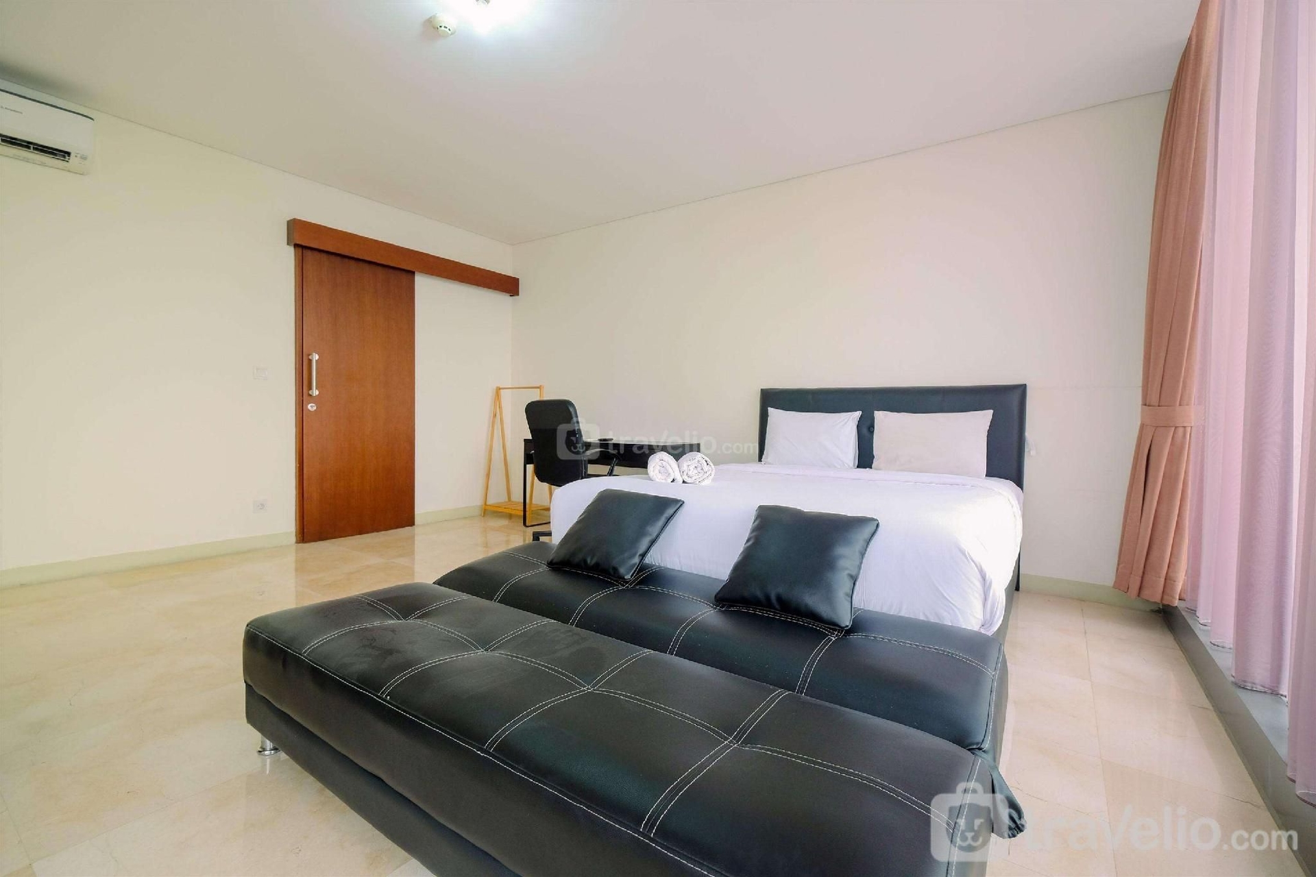 เรแลกซิ่ง 1 เบดรูม อพาร์ตเมนต์ แอท แอล'อเวนิว พันโครัน บาย ทราเวลลิโอ (Relaxing 1BR Apt at L'Avenue Pancoran By Travelio)2