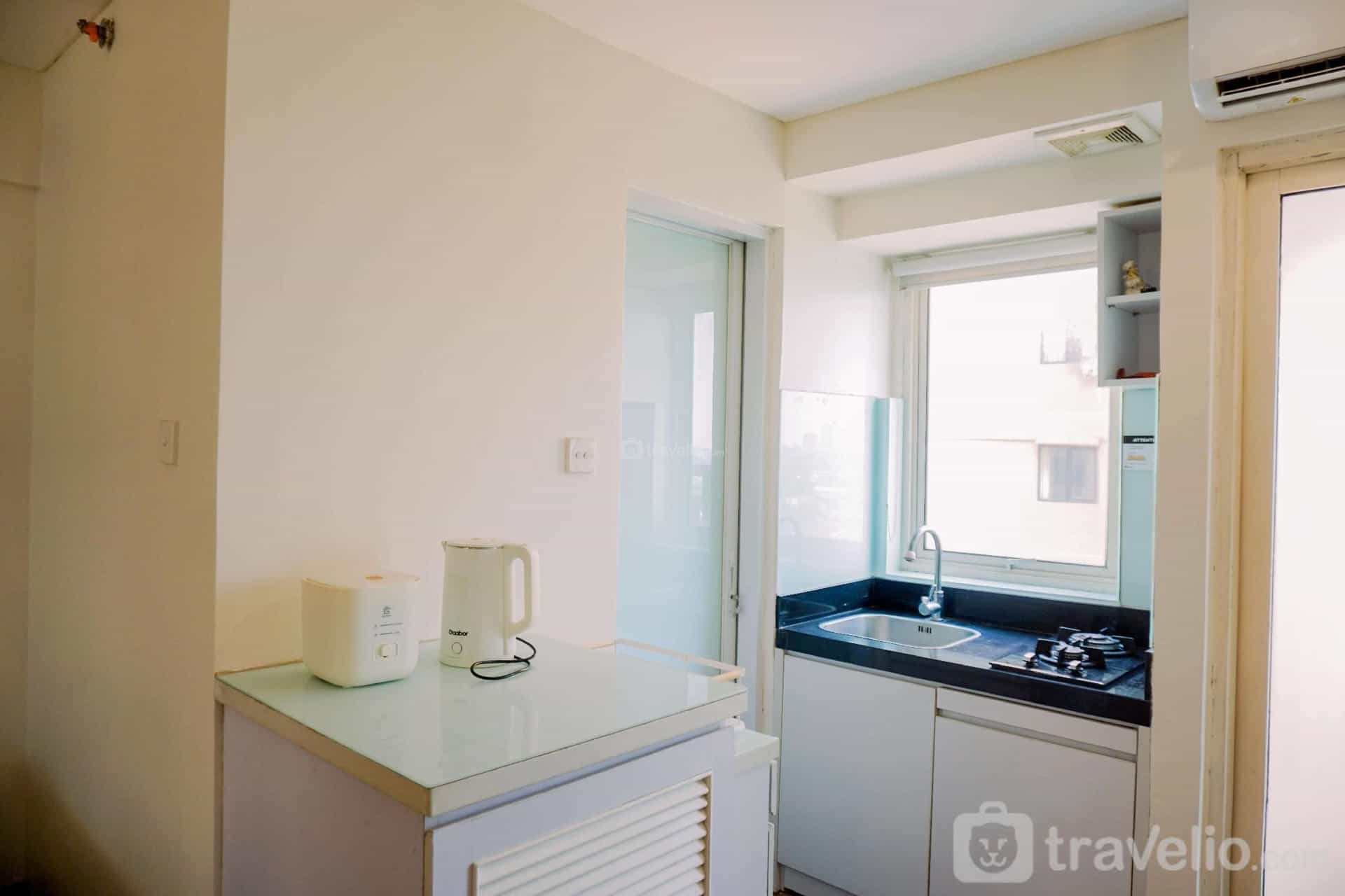 Comfy and Modern Studio Kebagusan City By Travelio Comfy and Modern Studio Kebagusan City By Travelio