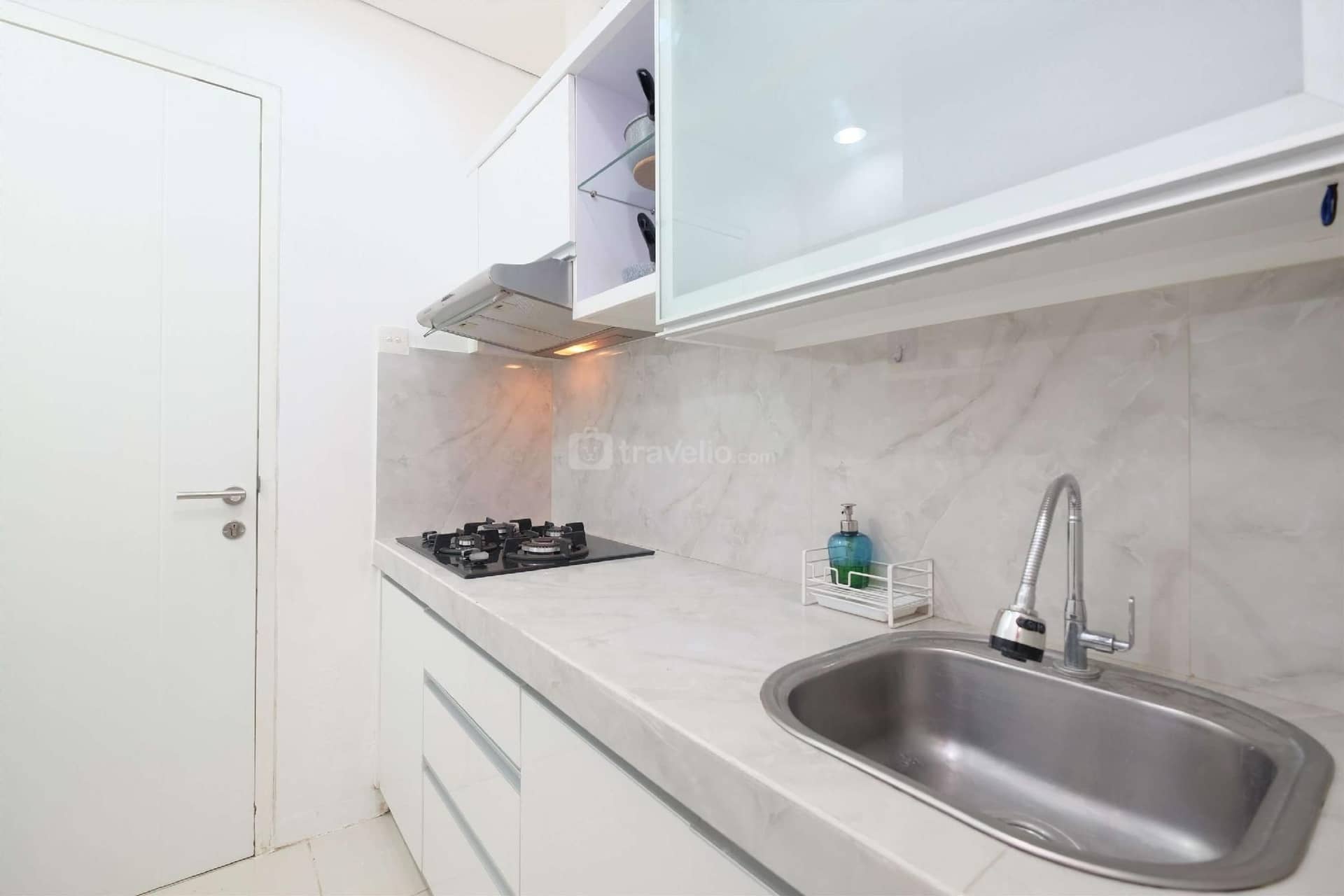 Cozy Stay 3BR at Nifarro Park By Travelio Cozy Stay 3BR at Nifarro Park By Travelio
