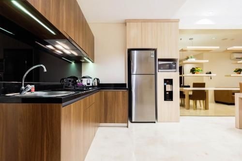Apt 2BR Cozy and Modern L'Avenue By Travelio0