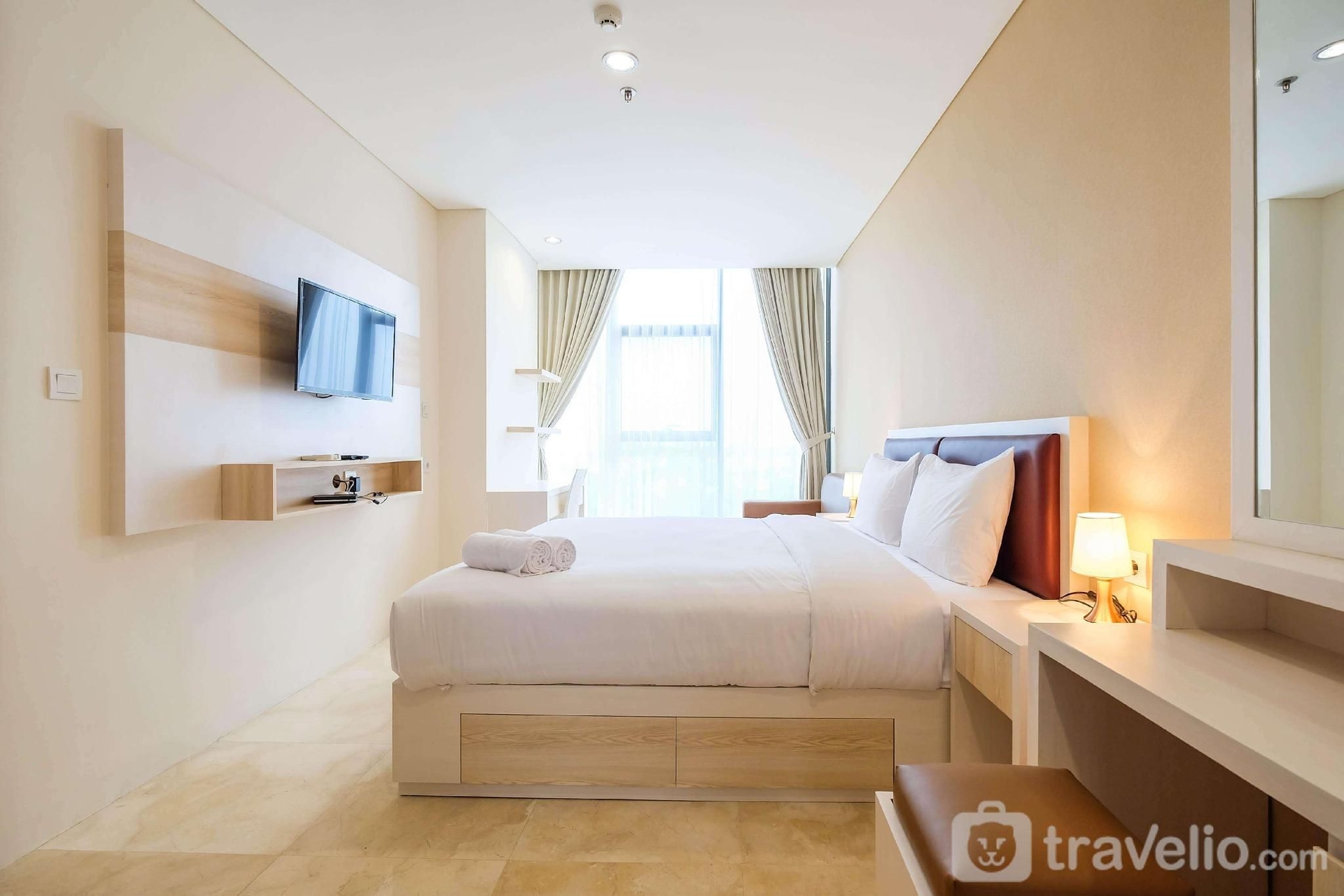 Apt 2BR Cozy and Modern L'Avenue By Travelio3