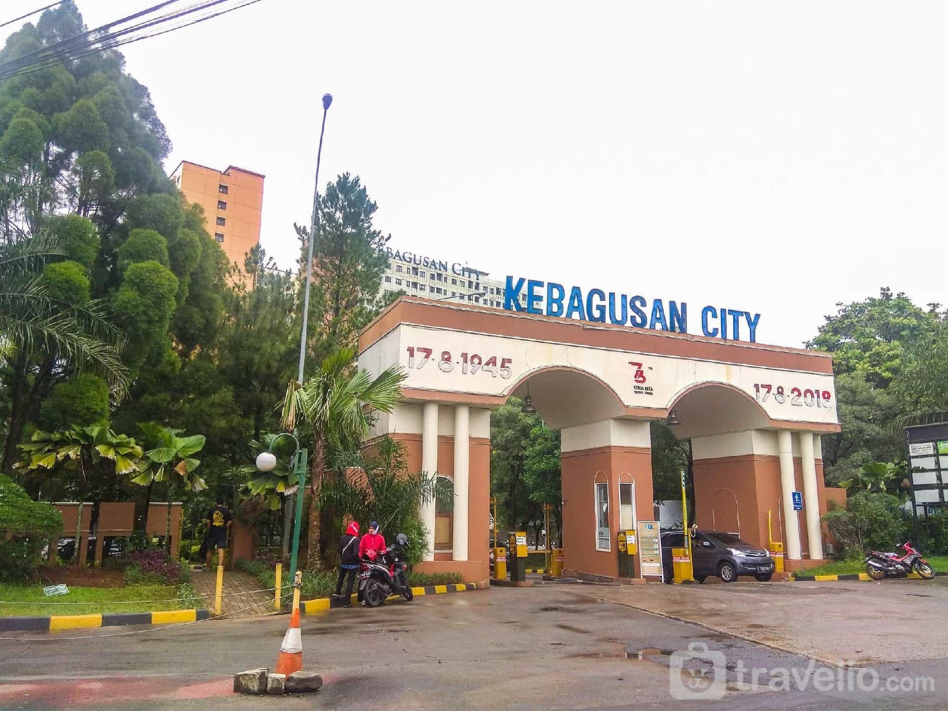 Pool View Studio at Kebagusan City Apt By Travelio Pool View Studio at Kebagusan City Apt By Travelio