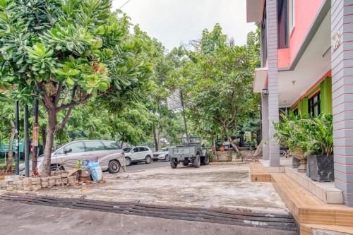 เรดดอร์ซ เนียร์ ตามัน มินิ จาการ์ต้า (RedDoorz near Taman Mini Jakarta)1