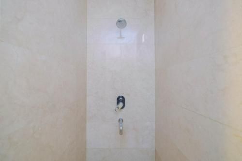 โมเดิร์น แอนด์ สเปเชียส ทูเบดรูม ลาเวนิว อะพาร์ตเมนต์ บาย แทรเวลลิโอ (Modern and Spacious 2BR L'Avenue Apt By Travelio)4