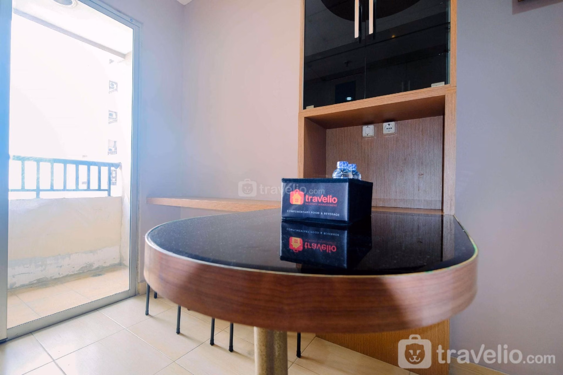 คอมฟี ทูเบดรูม มารีน่า อันคอล อพาร์ตเมนต์ บาย แทรเวลลิโอ (Comfy 2BR Marina Ancol Apartment By Travelio)1