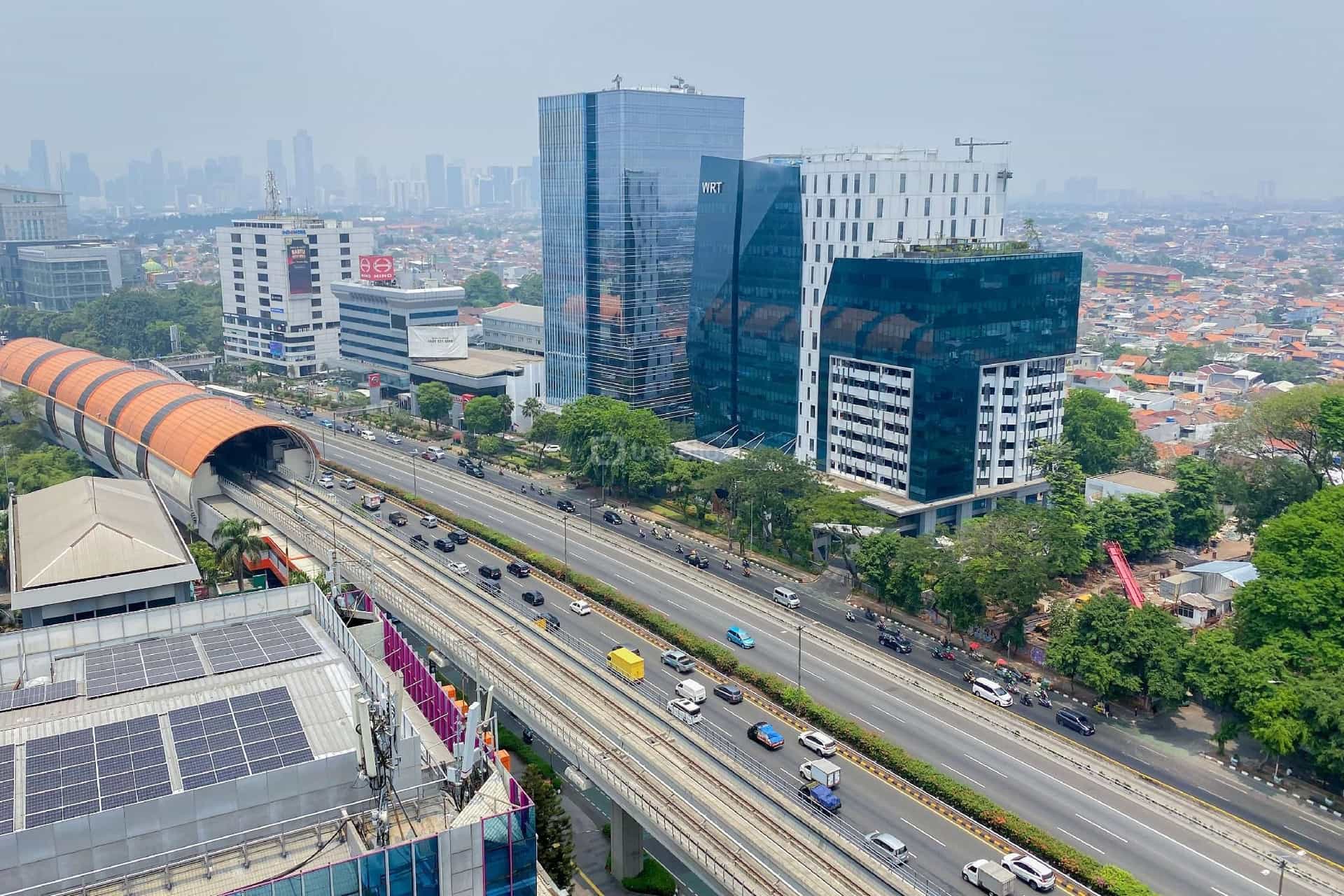 Warm 2BR at Signature Park Grande By Travelio