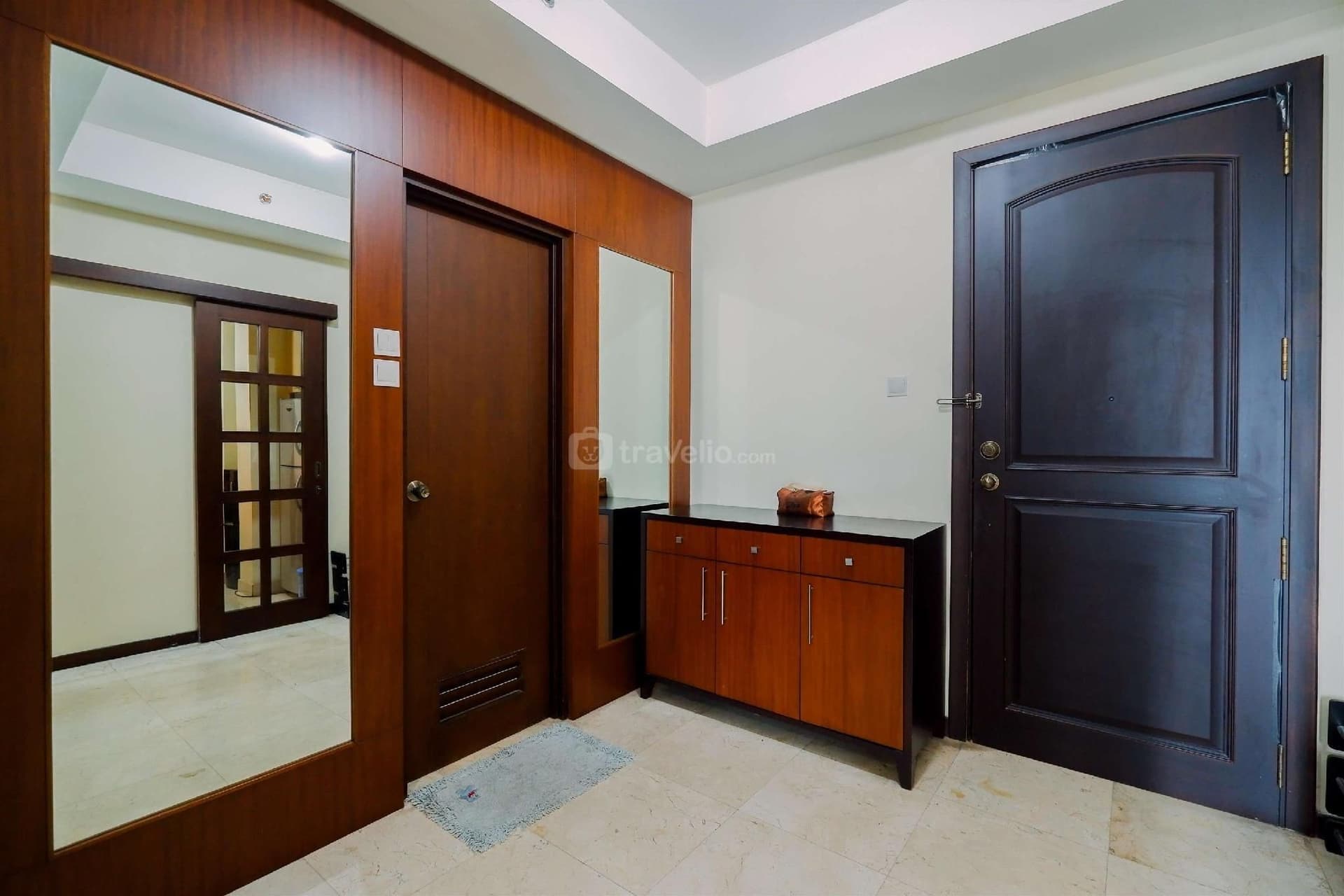 Modern & Comfy 3BR Bellagio Residence By Travelio Modern & Comfy 3BR Bellagio Residence By Travelio