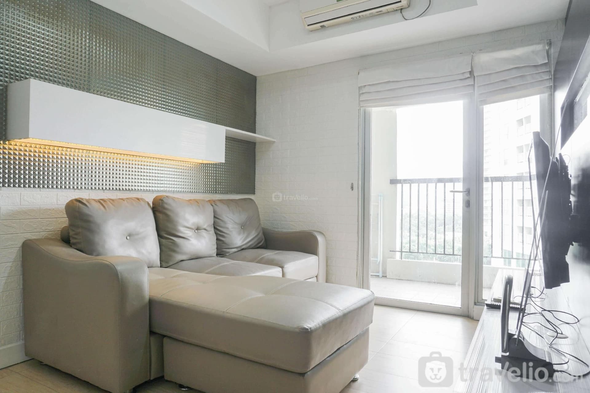 Best Location 2BR at The Wave Kuningan By Travelio Best Location 2BR at The Wave Kuningan By Travelio