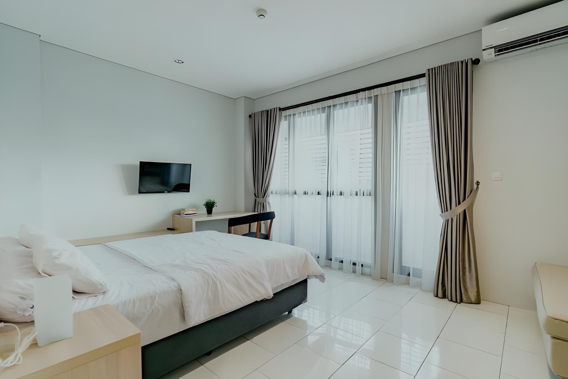 เมนจันกัน เรสซิเดนซ์ (Mendjangan Residence)4