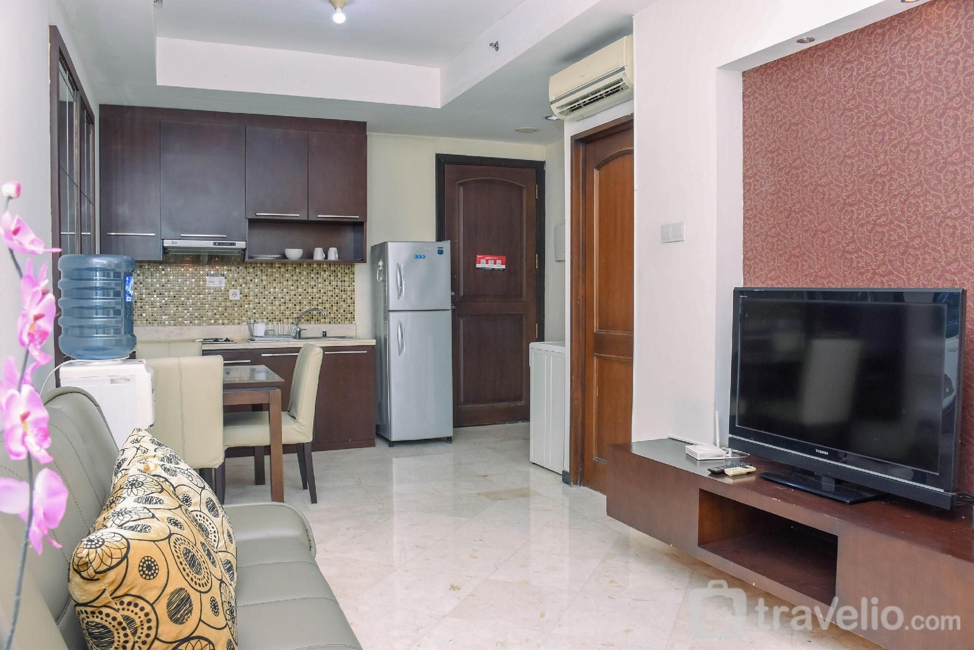 Elegant 1BR Apt at Bellagio Residence By Travelio1