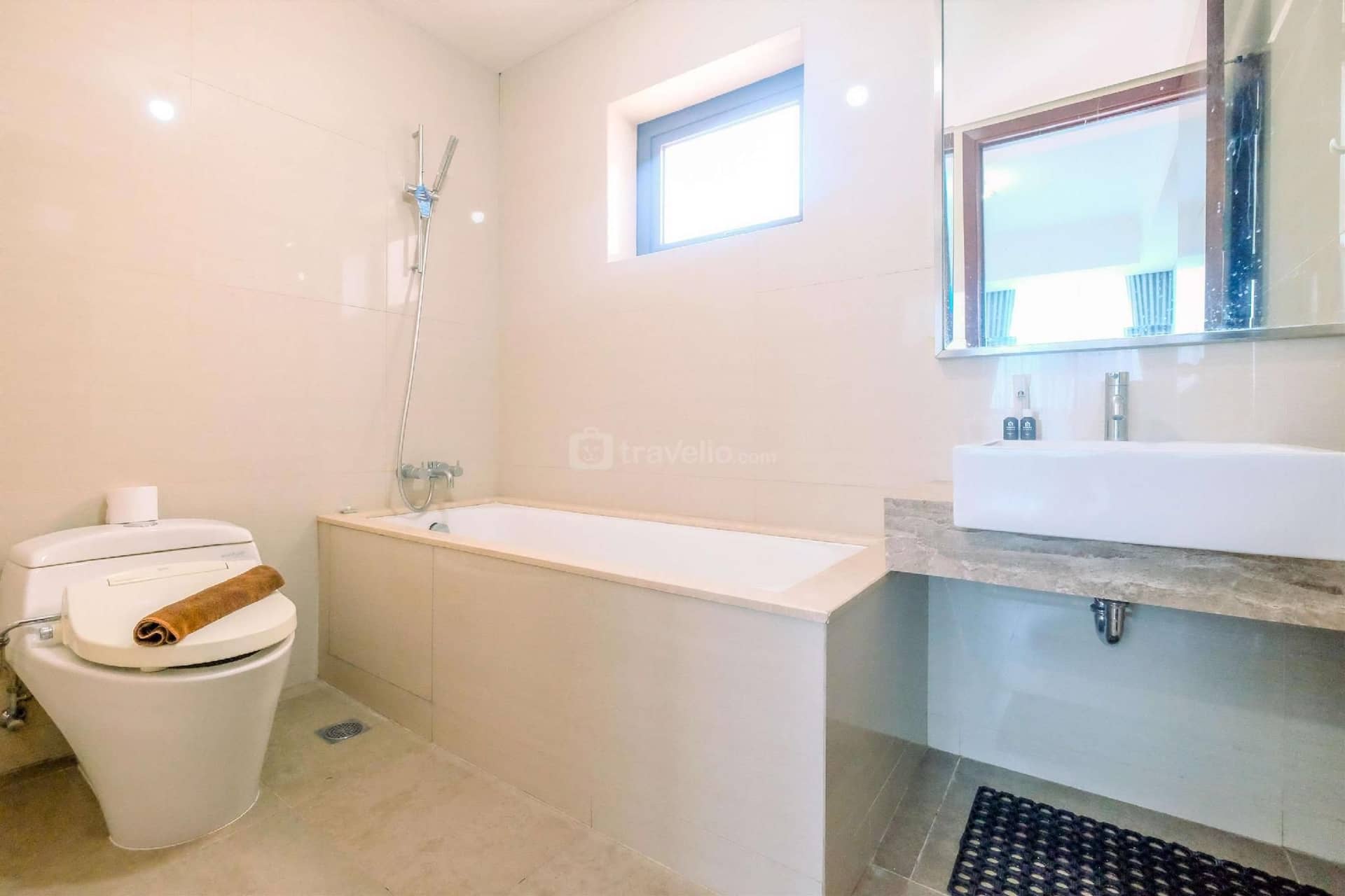 Comfortable 2BR Casa Grande Residence By Travelio Comfortable 2BR Casa Grande Residence By Travelio