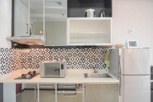 ModernHomey 2BR Apt Thamrin Residence By Travelio0