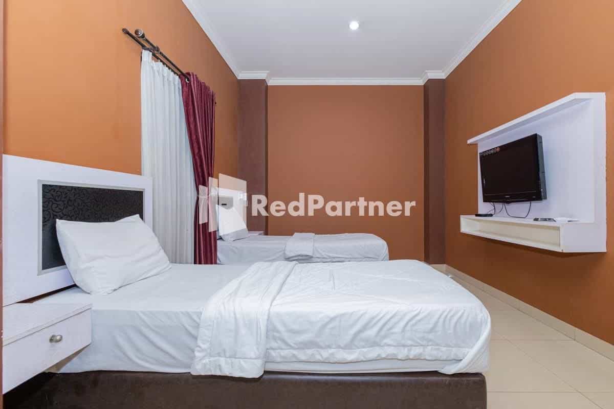 Star Hotel Jaksa Mitra RedDoorz Star Hotel Jaksa Mitra RedDoorz
