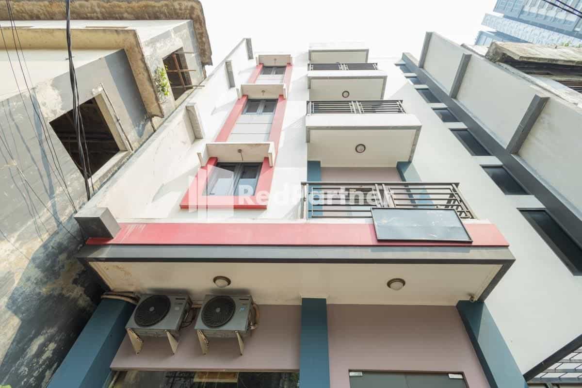 Star Hotel Jaksa Mitra RedDoorz Star Hotel Jaksa Mitra RedDoorz