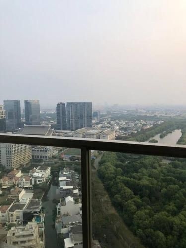 อพาร์ตเมนต์ 2 ห้องนอน 1 ห้องน้ำส่วนตัว ขนาด ตร.ม. – โกสัมพี (Gold Coast Apartement By Senyaman Living)4