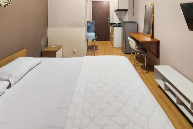 Studio Room
