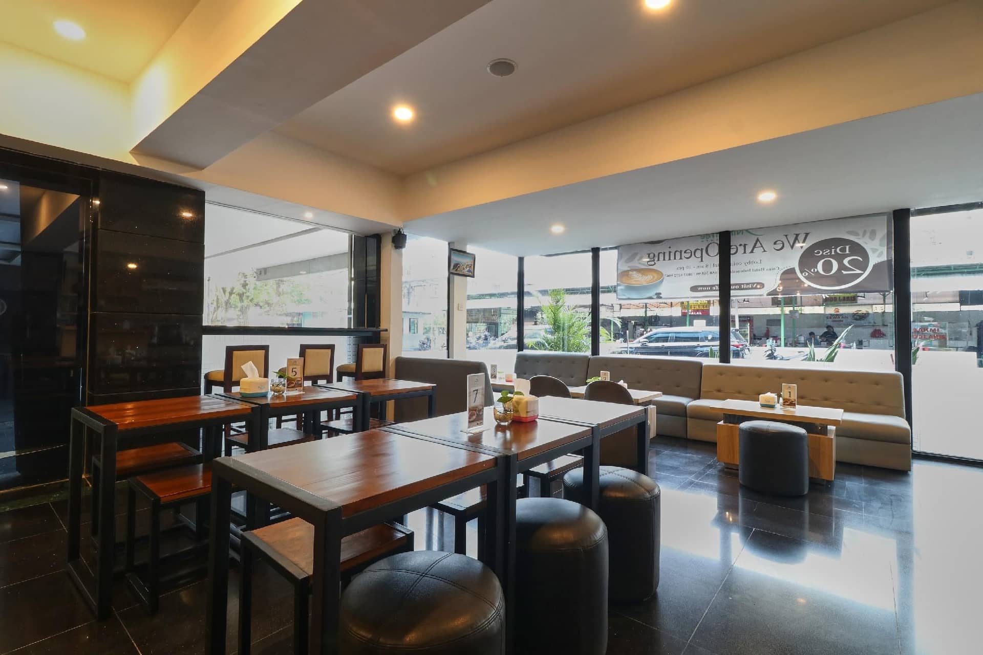 โรงแรมคอยน์ จาการ์ตา โรงแรมคอยน์ จาการ์ตา