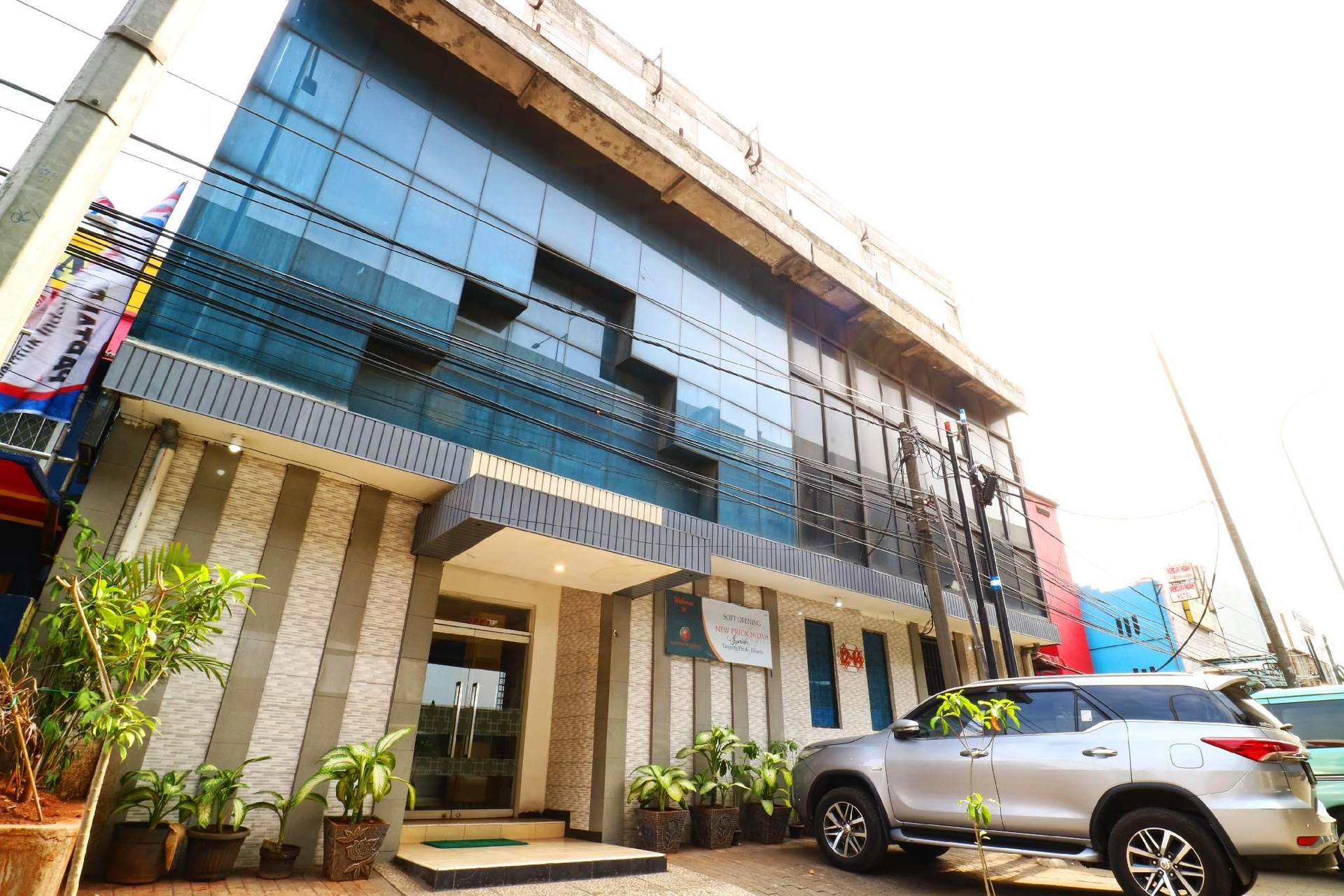 โรงแรมนิว ปริโอะก์ อินดะฮ์ (New Priok Indah Syariah Hotel)2