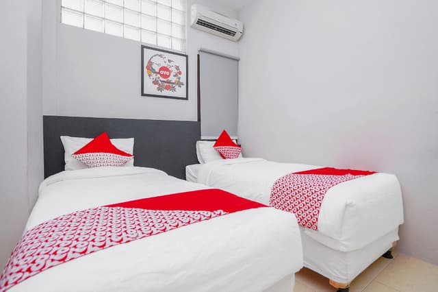 Deluxe Twin Room
