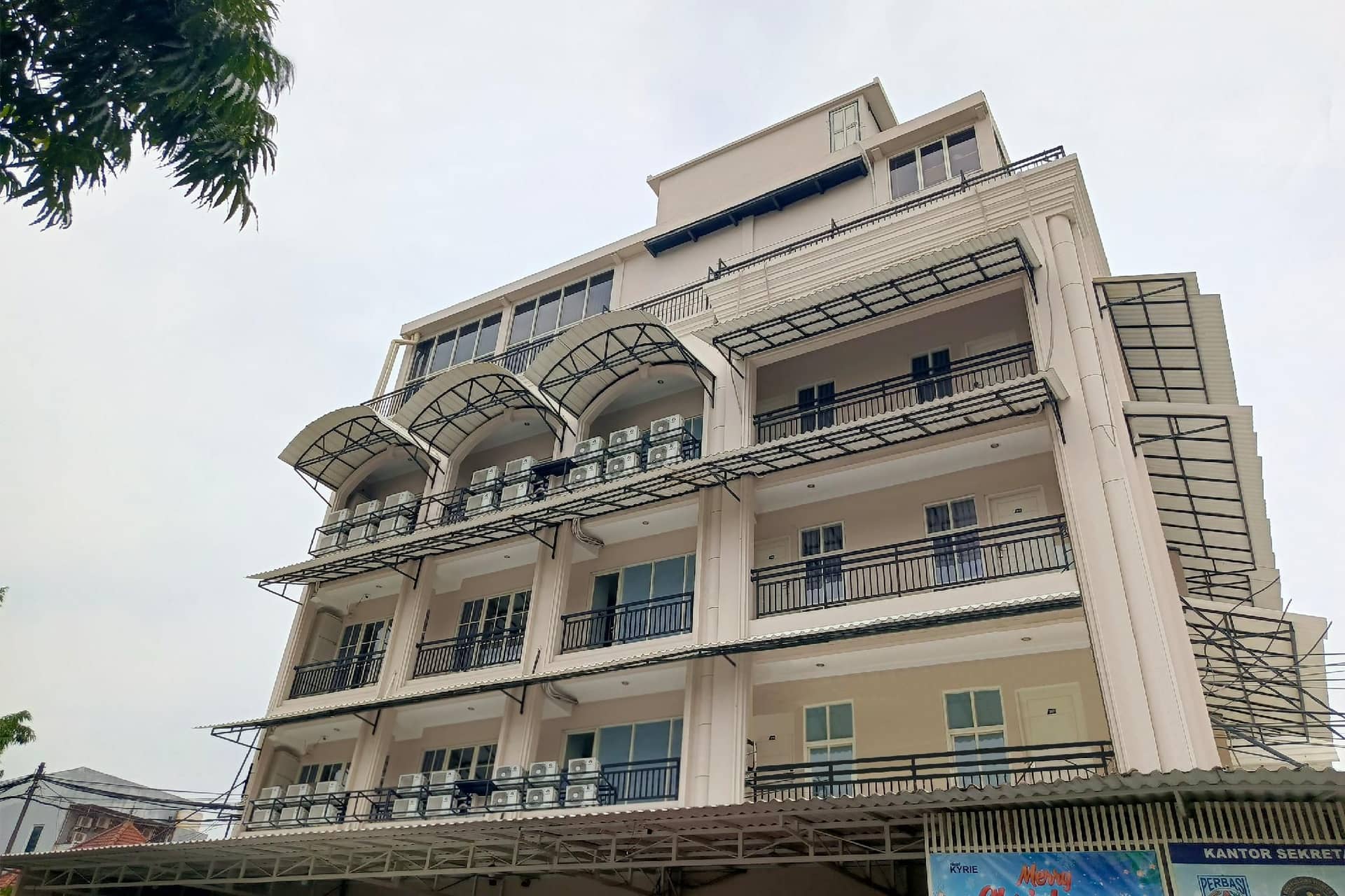 Kyrie Hotel Kyrie Hotel