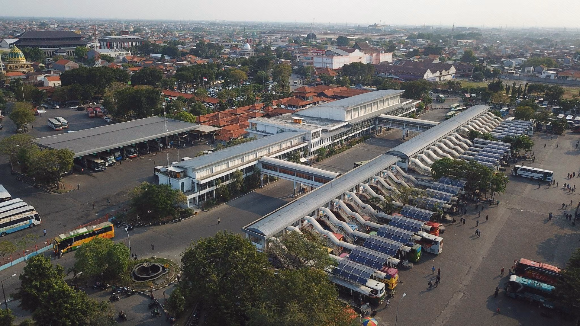 เรดดอร์ซ เนียร์ อูนตาก สุราบายา (RedDoorz near UNTAG Surabaya)4