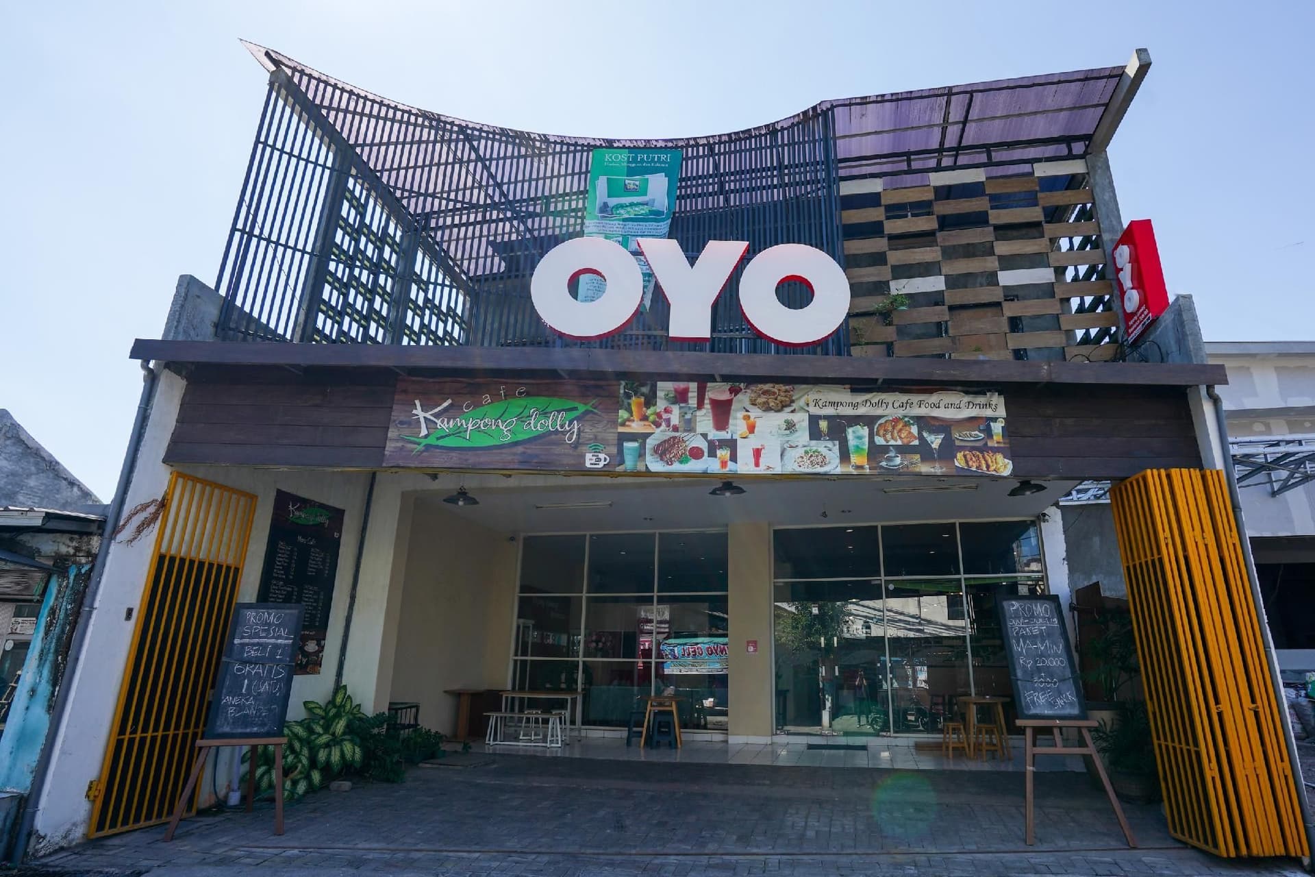 โฮเทล โอ สุราบายา เนียร์ สุราบายา ทาวน์สแควร์ ฟอร์มเมอร์ลี คูปัง กูนุง เรสซิเดนซ์ โฮเทล โอ สุราบายา เนียร์ สุราบายา ทาวน์สแควร์ ฟอร์มเมอร์ลี คูปัง กูนุง เรสซิเดนซ์