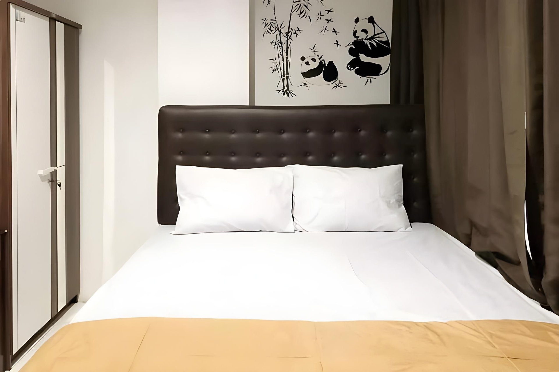 SAS Guest House Mitra RedDoorz @ Darmo Park 2 Surabaya2