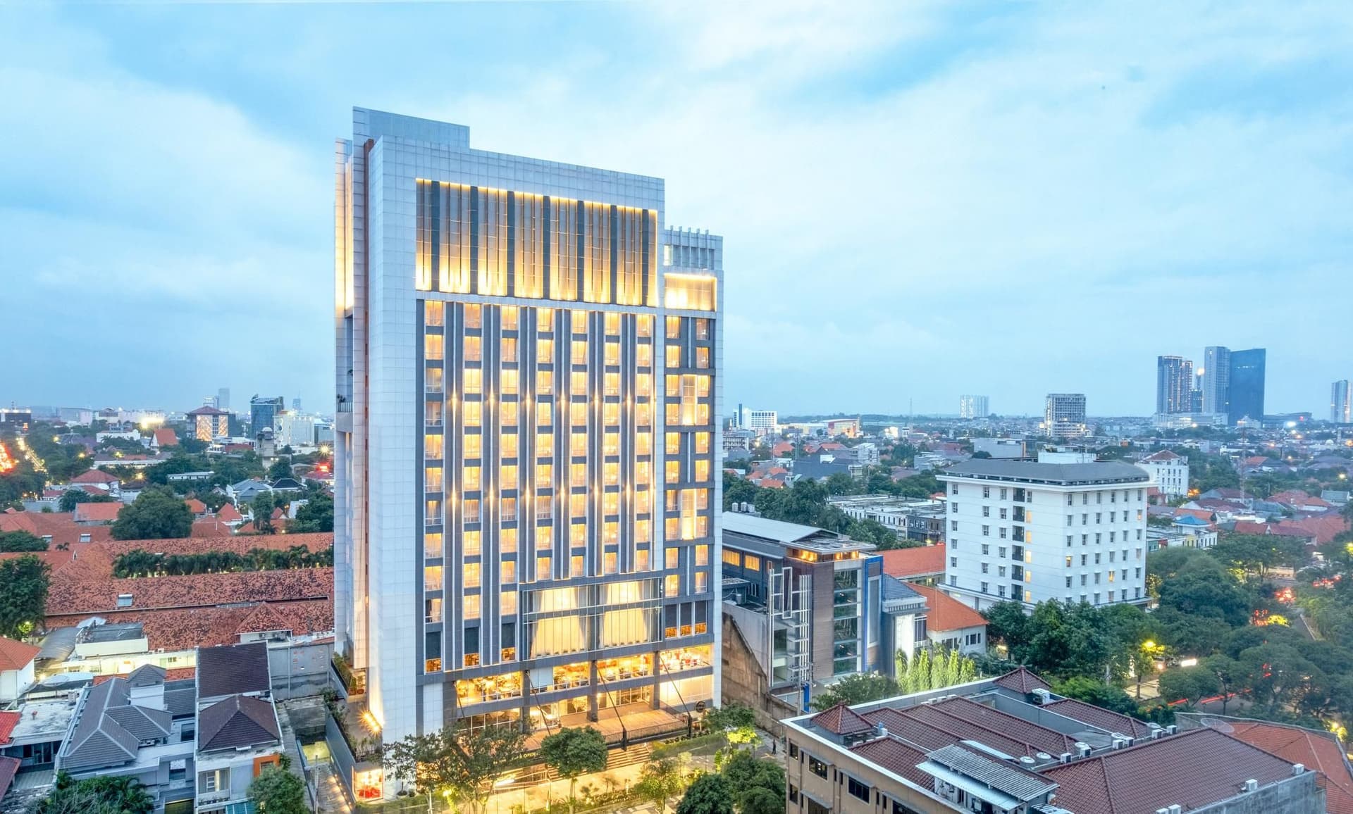 Grand Swiss-Belhotel Darmo Grand Swiss-Belhotel Darmo