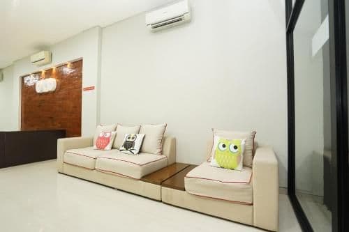 ซูเปอร์ โอโย แคปิตอล โอ 449 เดอะ คอลลินส์ ซูเปอร์ โอโย แคปิตอล โอ 449 เดอะ คอลลินส์