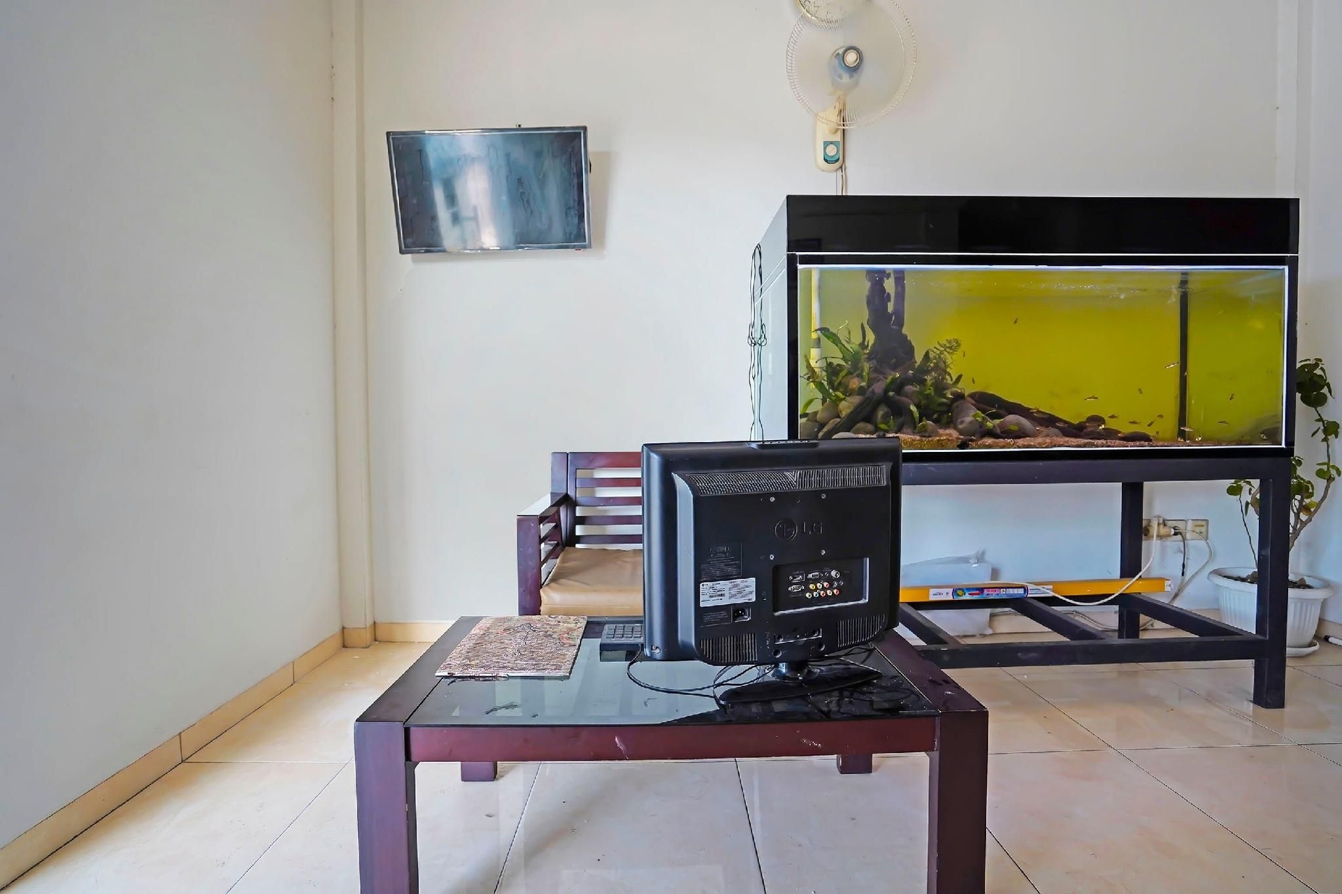 OYO 91746 Kost Sedati Syariah4